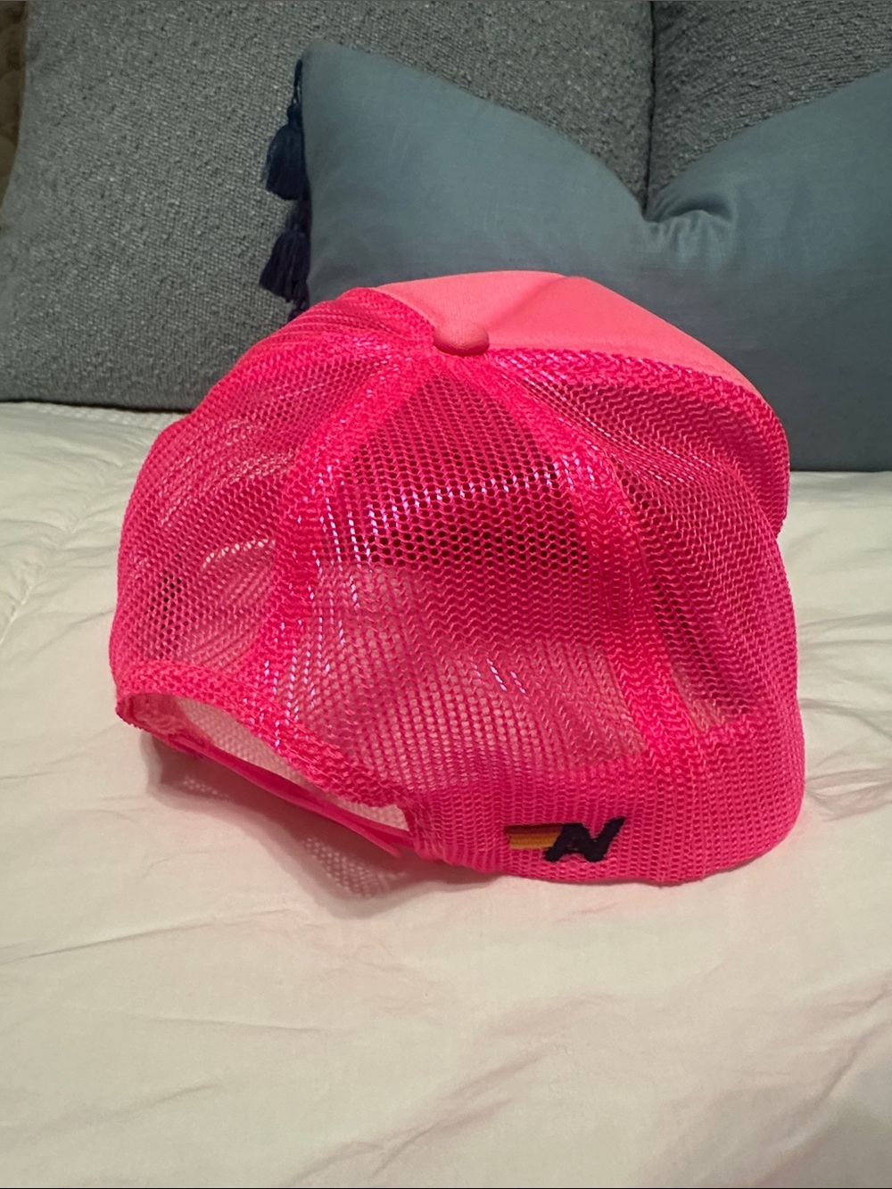 Never wore! Aviator Nation Vintage Neon Pink Trucker Hat w/ Sunset Patch - Picture 4 of 4